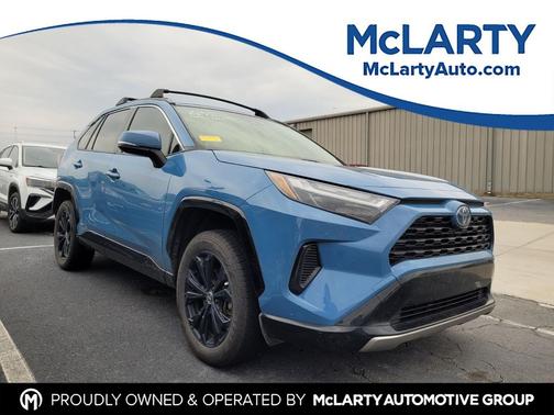 2022 Toyota RAV4 Hybrid SE