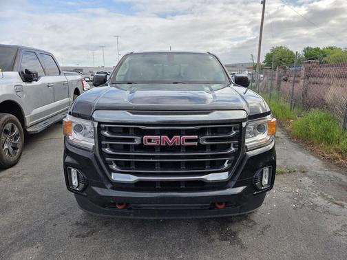 Onyx Black 2021 GMC Canyon AT4