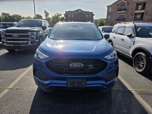 ATLAS BLUE 2024 Ford Edge SE