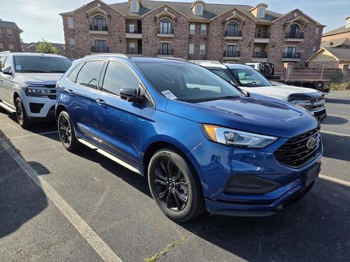 ATLAS BLUE 2024 Ford Edge SE