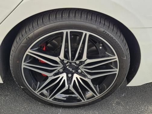 2022 Kia Stinger GT2