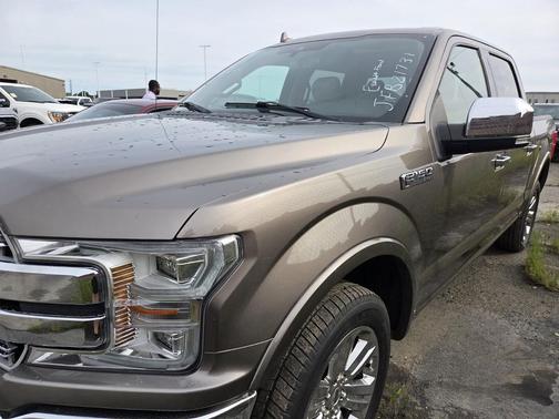 STONE GRAY 2018 Ford F-150 Lariat