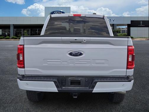 SPACE WHITE METALLIC 2022 Ford F-150 XLT