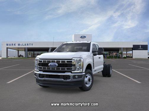 OXFORD WHITE 2026 Ford F-350 XL