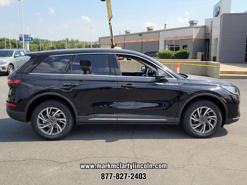 2025 Lincoln Corsair Premiere