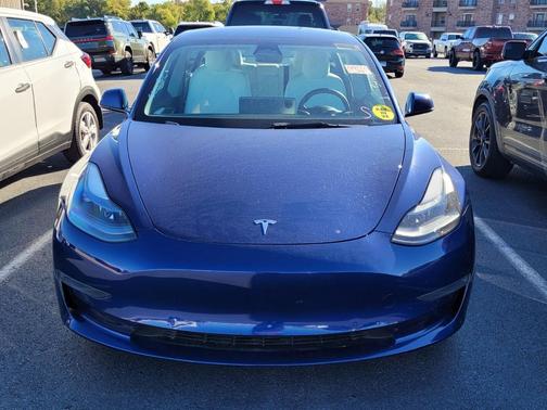 2022 Tesla Model 3 Standard Range