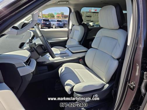 STARLIGHT GRAY PC 2026 Lincoln Navigator Premiere