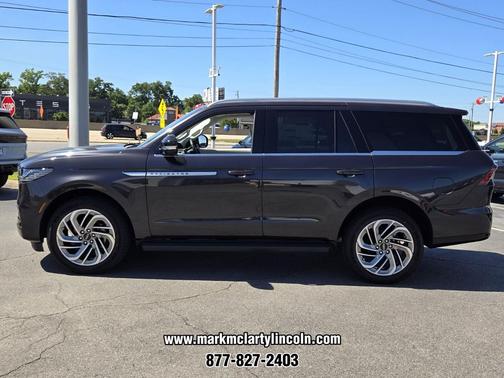 STARLIGHT GRAY PC 2026 Lincoln Navigator Premiere