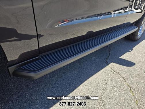 STARLIGHT GRAY PC 2026 Lincoln Navigator Premiere