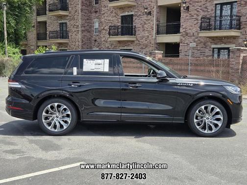 INFINITE BLACK MET CC 2026 Lincoln Aviator Premiere
