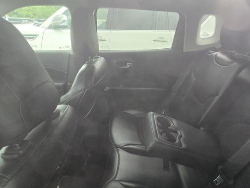 Billet Silver Metallic Clearcoat 2020 Jeep Compass Trailhawk