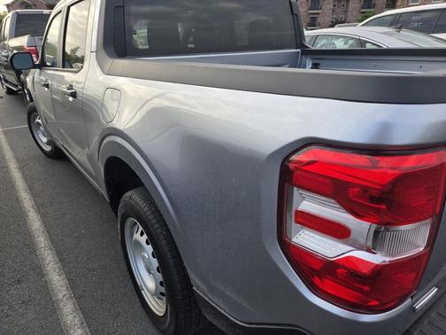 ICONIC SILVER METALLIC 2023 Ford Maverick XL