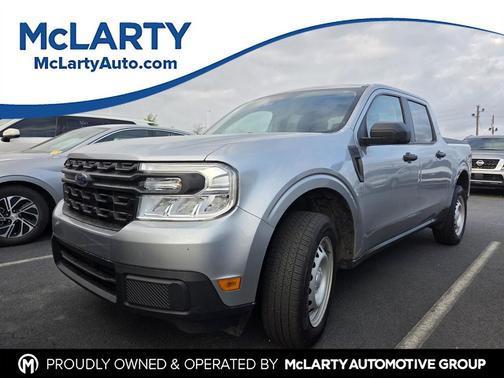 ICONIC SILVER METALLIC 2023 Ford Maverick XL