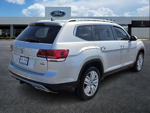 2018 Volkswagen Atlas 3.6L SEL Premium