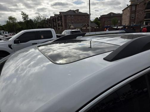 Summit White 2021 GMC Acadia Denali