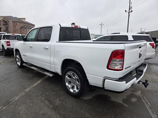 Bright White Clearcoat 2022 RAM 1500 Big Horn/Lone Star