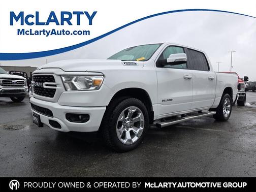 Bright White Clearcoat 2022 RAM 1500 Big Horn/Lone Star