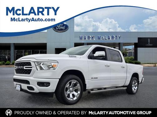 Bright White Clearcoat 2022 RAM 1500 Big Horn/Lone Star