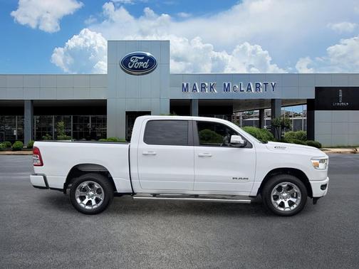 Bright White Clearcoat 2022 RAM 1500 Big Horn/Lone Star