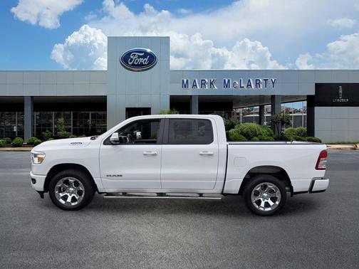 Bright White Clearcoat 2022 RAM 1500 Big Horn/Lone Star