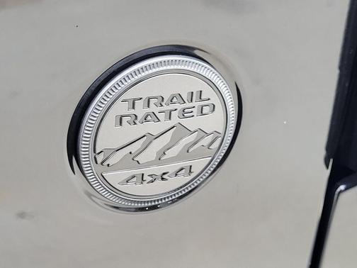 2025 Jeep Gladiator Nighthawk