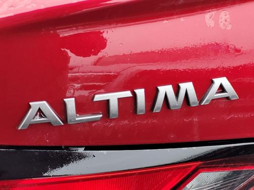 2024 Nissan Altima SR FWD