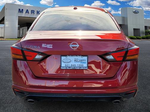 2024 Nissan Altima SR FWD