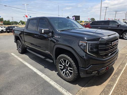 Onyx Black 2023 GMC Sierra 1500 AT4