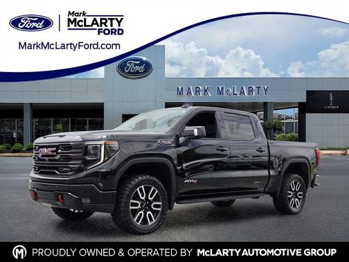 Onyx Black 2023 GMC Sierra 1500 AT4