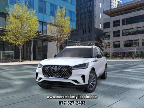 Pristine White Metallic Tri-Coat 2026 Lincoln Aviator Reserve