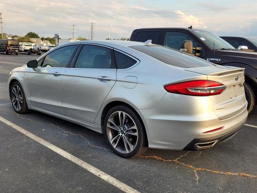 INGOT SILVER METALLIC 2019 Ford Fusion Titanium