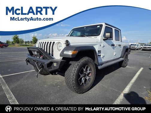 Bright White Clearcoat 2020 Jeep Gladiator Sport S