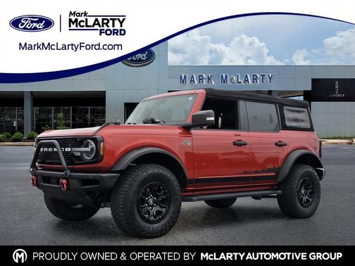 HOT PEPPER RED MET TINT CC 2022 Ford Bronco Wildtrak