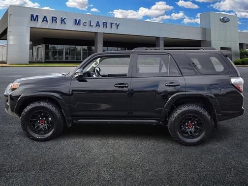 2024 Toyota 4Runner TRD Off Road