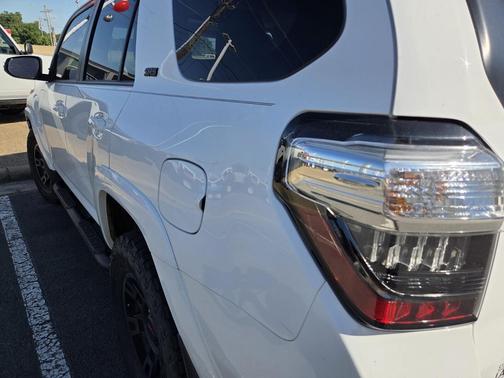 White 2022 Toyota 4Runner SR5 Premium