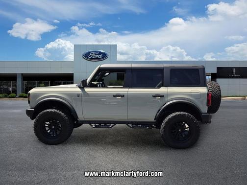 DESERT SAND 2026 Ford Bronco Big Bend
