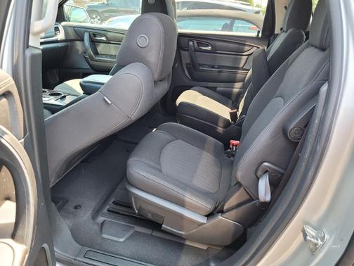 2017 Chevrolet Traverse 1LT