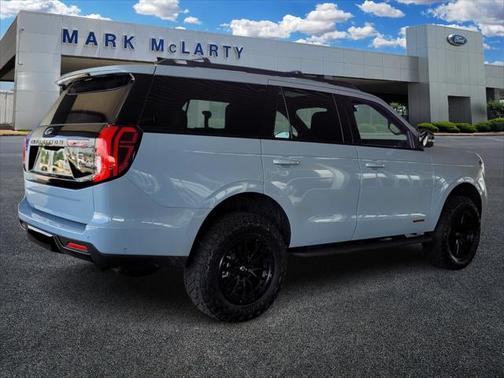 2025 Ford Expedition Tremor