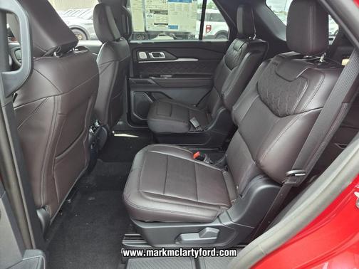 RAPID RED MET TINTED CC 2026 Ford Explorer Platinum