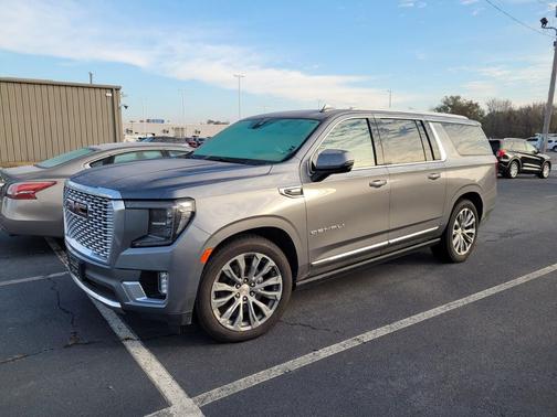 2022 GMC Yukon XL Denali