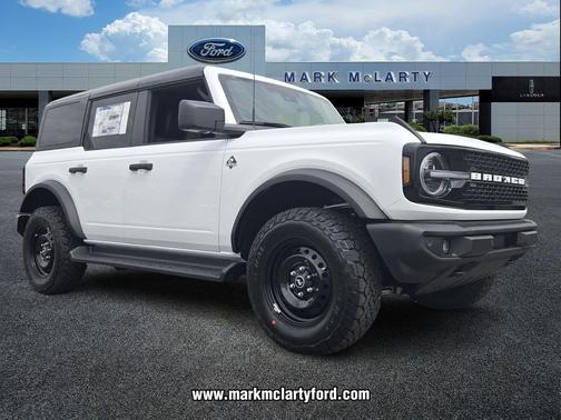 Oxford White 2026 Ford Bronco Outer Banks