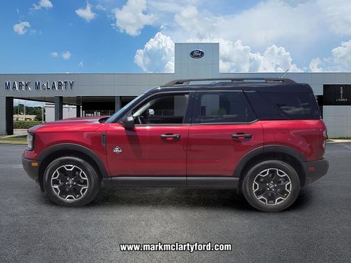 RUBY RED METALLIC TC 2026 Ford Bronco Sport Outer Banks