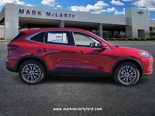 2026 Ford Escape PHEV SE