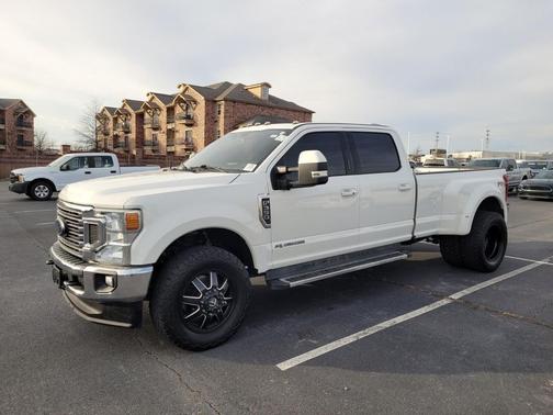 2022 Ford F-350 Lariat
