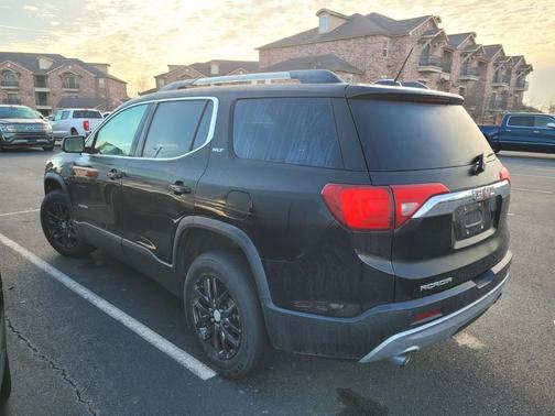 2017 GMC Acadia SLT-1