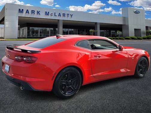 2022 Chevrolet Camaro 1LT