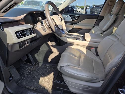 DIAMOND RED MET TINTED CC 2023 Lincoln Aviator Reserve AWD