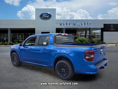 VELOCITY BLUE 2026 Ford Maverick Lobo Standard