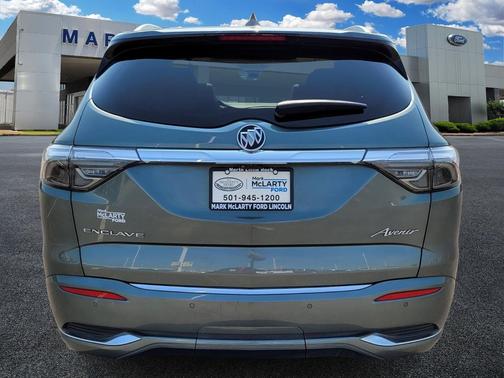 2022 Buick Enclave FWD Avenir