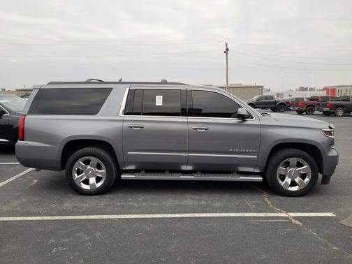 2019 Chevrolet Suburban LT